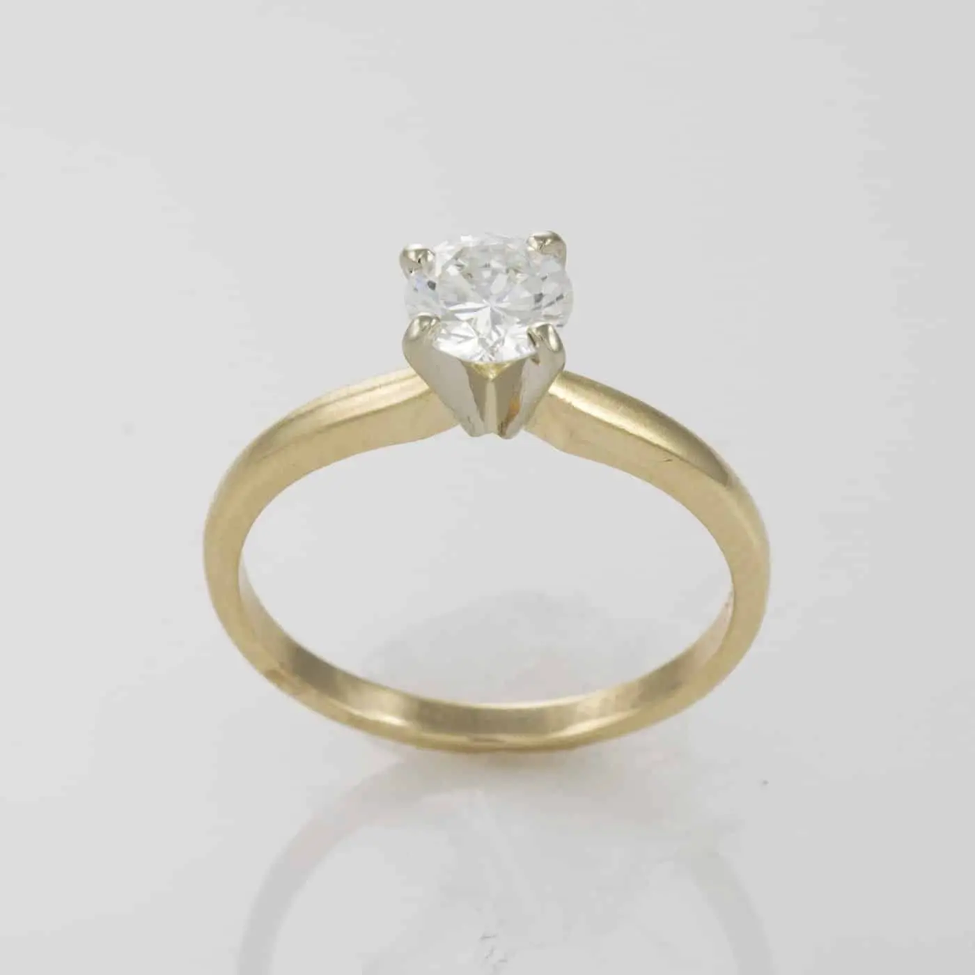 14k Yellow Gold Ladies Diamond Solitaire Engagement Ring
