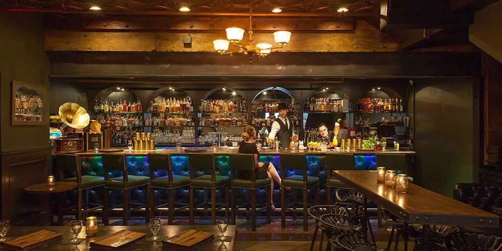 8 Secret Bars and Speakeasies to Discover in San Diego