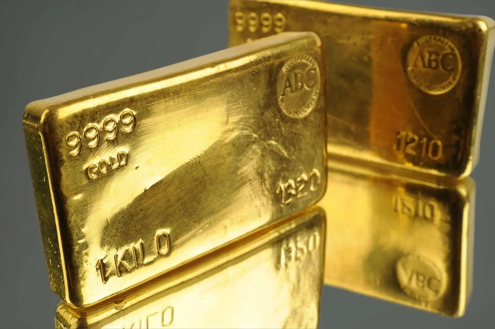 Buy Physical Gold Affordably From Best Gold Sellers