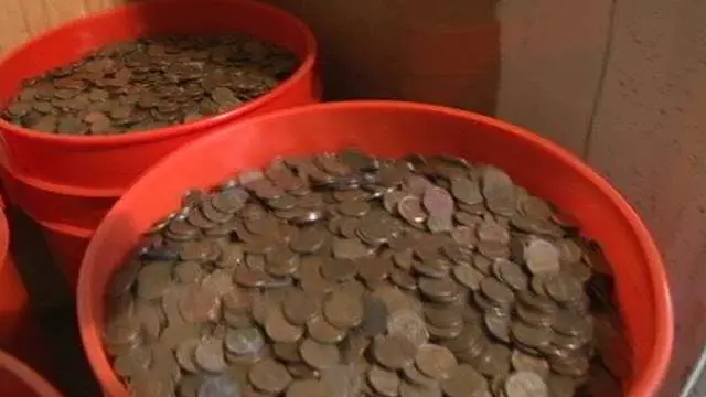 Can you make money melting pennies