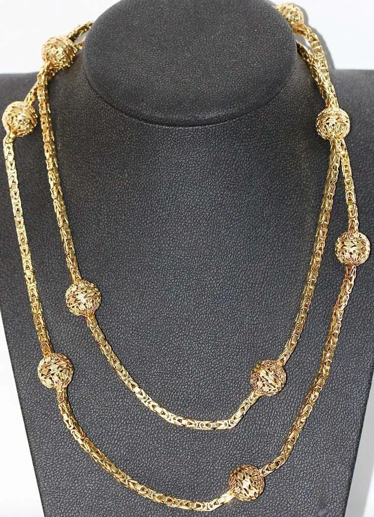 Elegant, Long and Heavy 14 Karat Gold Necklace For Sale at ...
