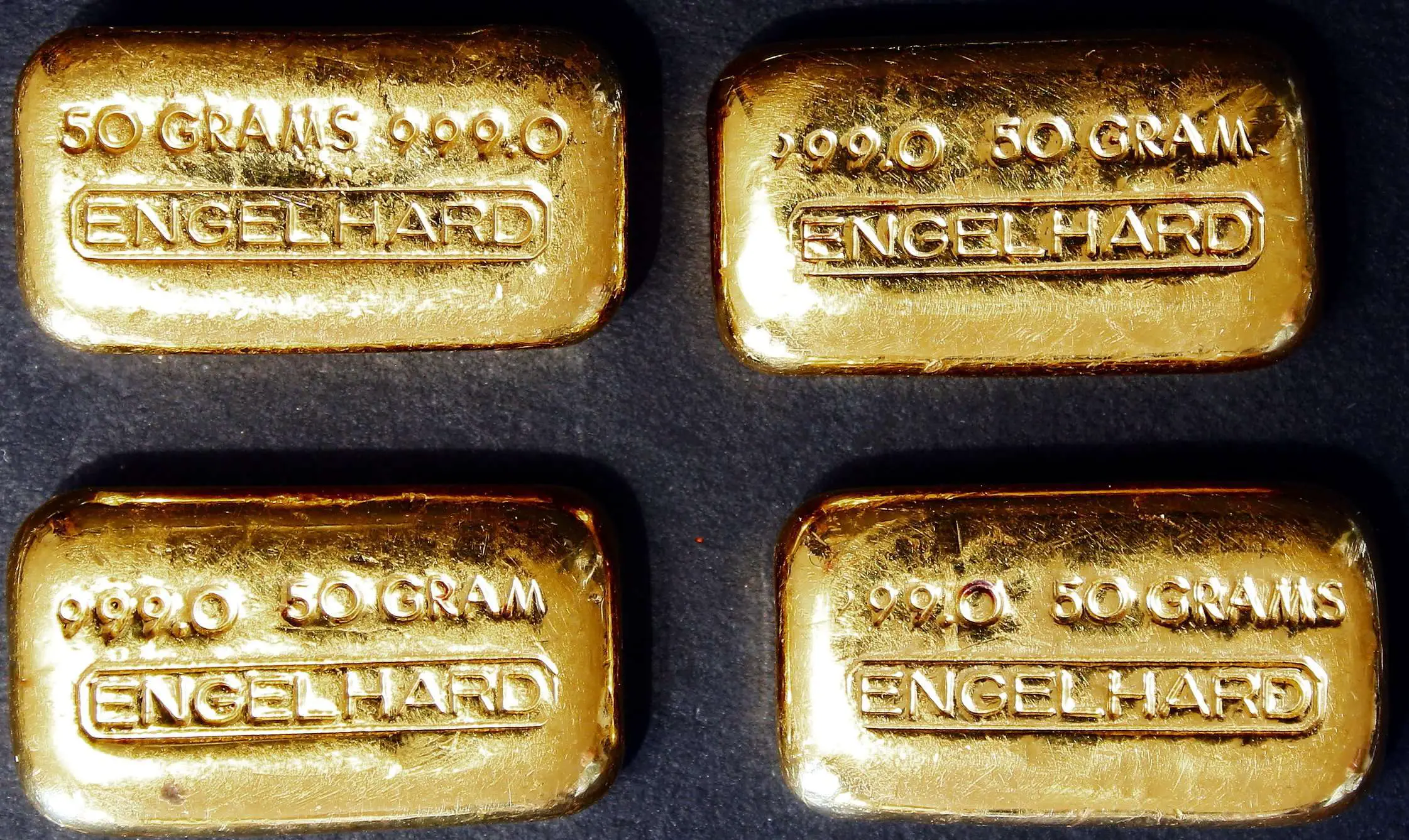Engelhard 50 gram Vintage gold bars â Collectors Universe