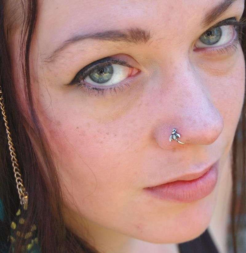 Gold Bee Nose Ring