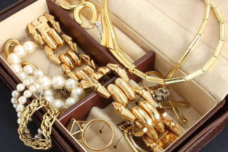 How to Sell Your Used Jewelry for Cash