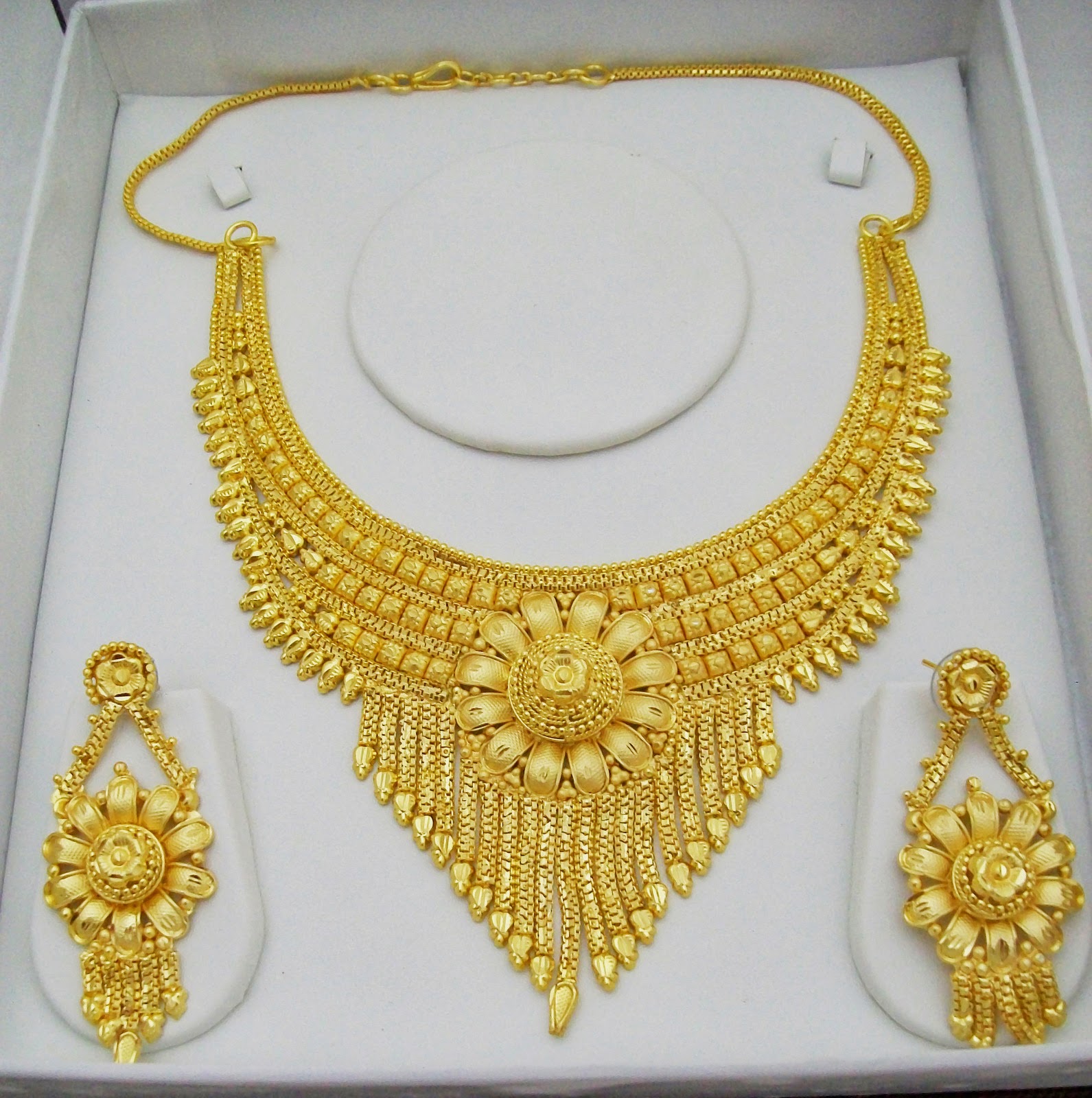 Jewellery India Online Shop: Indian Gold Plated Necklace Sets