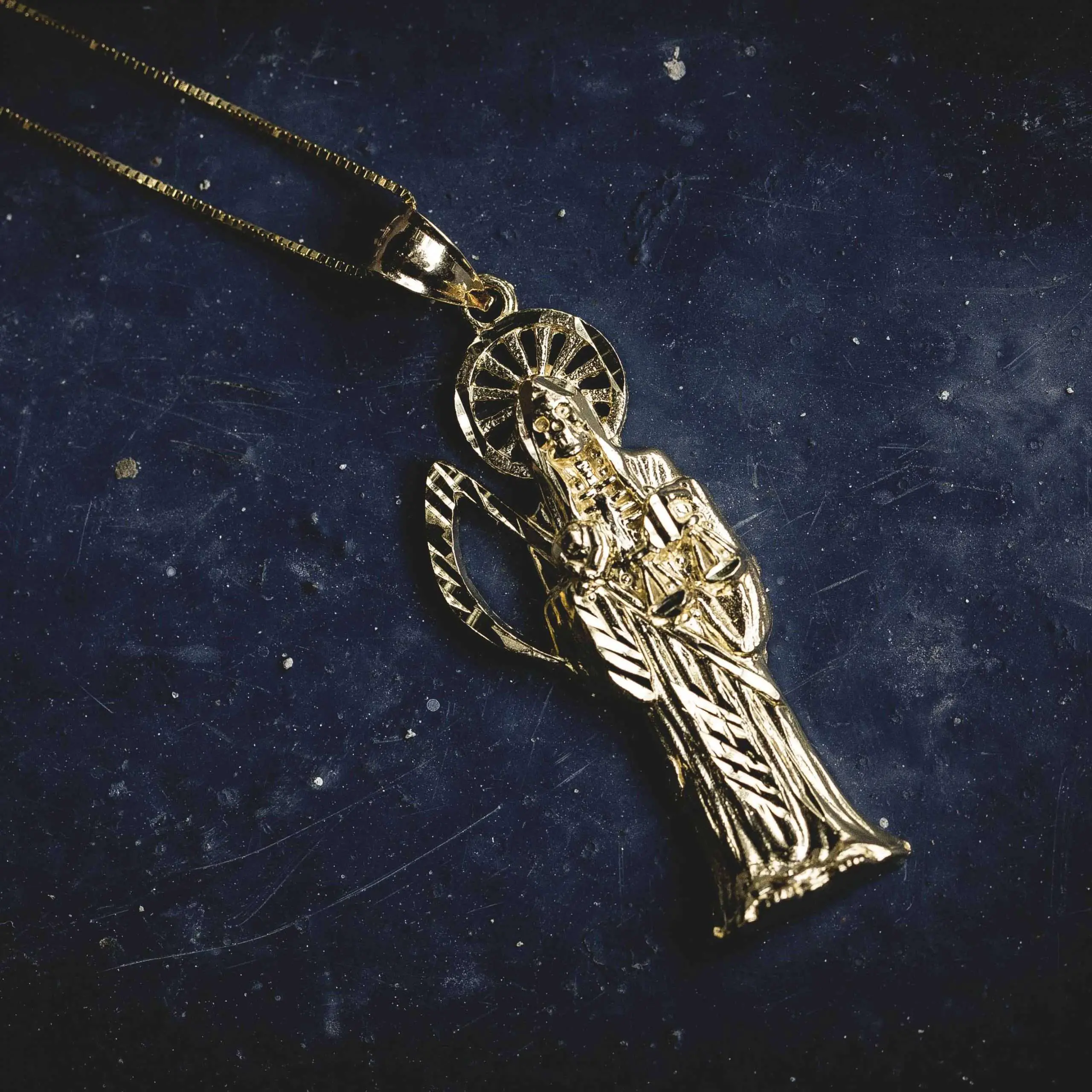 The GLD Shop Makes Gold Jewelry For Famous Rappers Like ...
